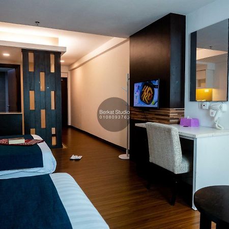 Berkat Studio Hotel Kota Bharu Exterior photo